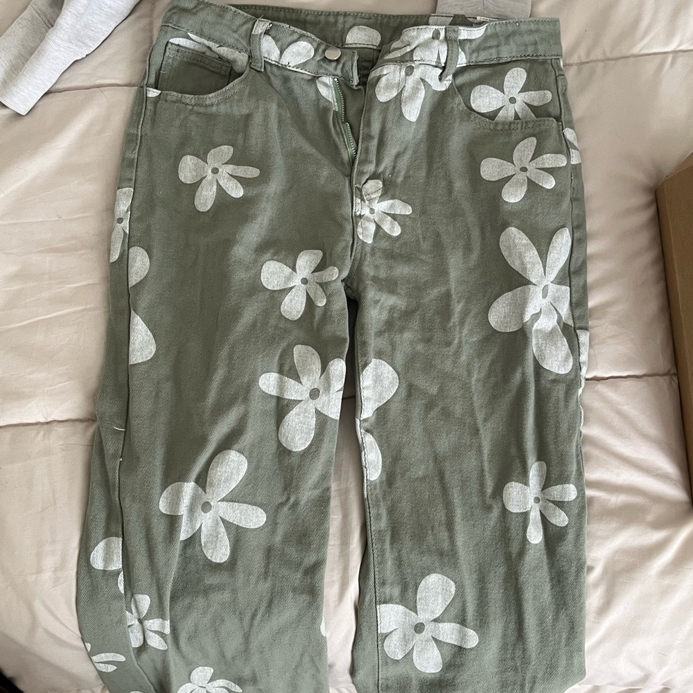 SHEIN Green Floral Straight Leg Jeans